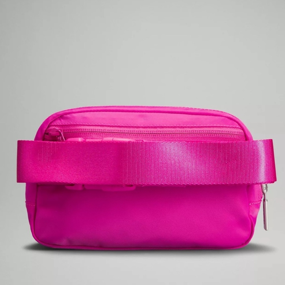 NWOT Lululemon Sonic Pink Belt Bag - Picture 2 of 10